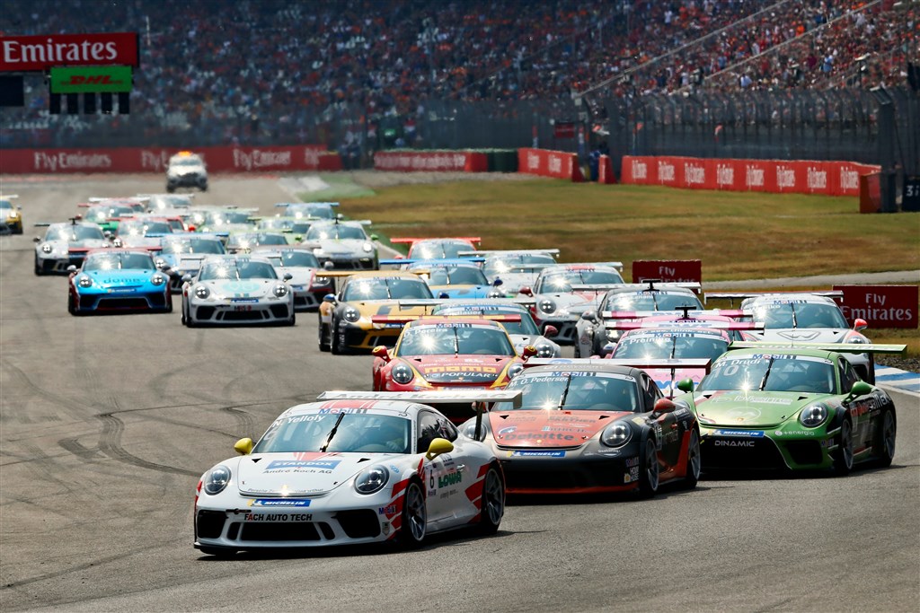 I starten på Hockenheim forsvarede Mikkel O. Pedersen sin andenplads, men bag ham var presset hårdt fra bl.a. den regerende Supercup-mester